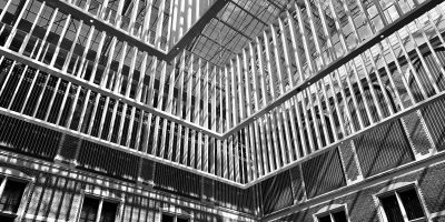 Условия отбывания наказания в колонии строгого режима (мужчины)